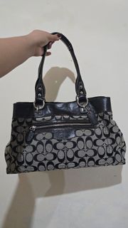 (Category: ) located in . Submitted by cess_preloved03 (Listing ID 1422173228, Image 1). Description: .