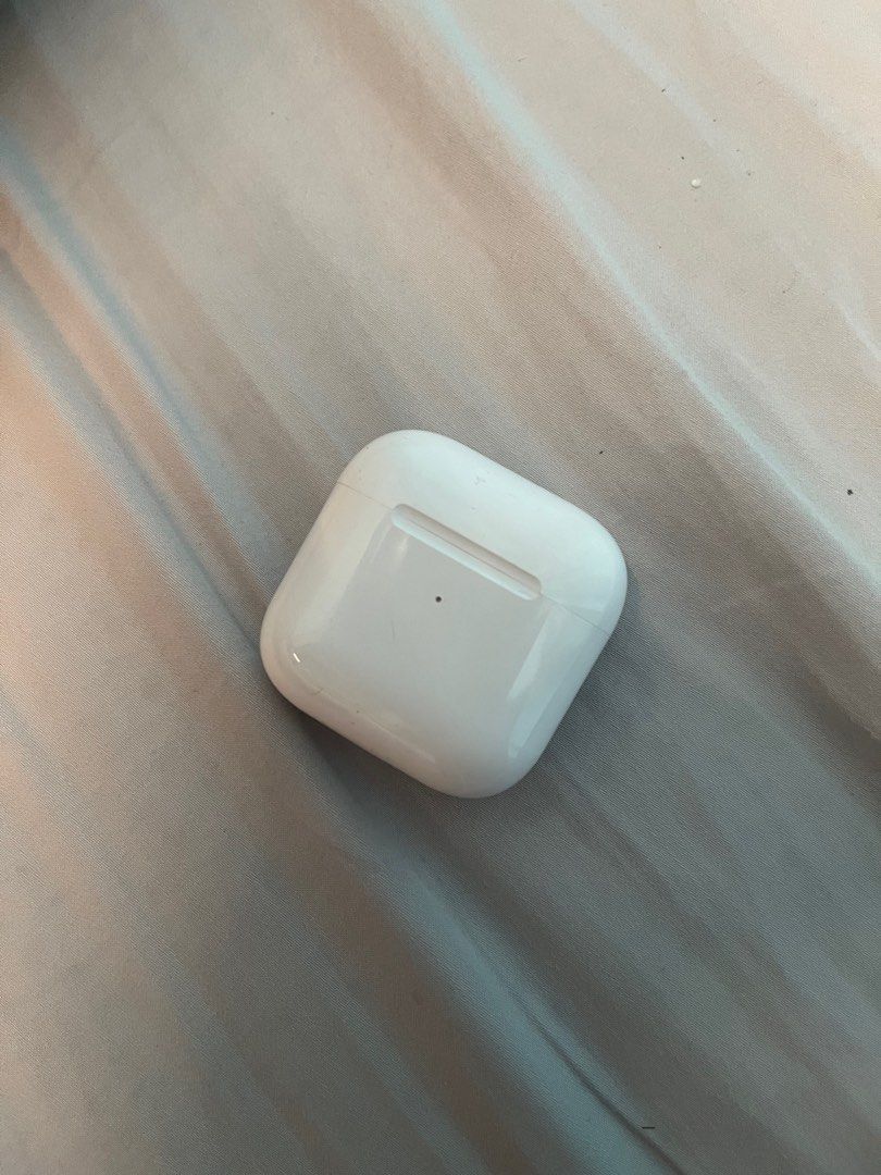 Earphones with Charging Case65561395933569112