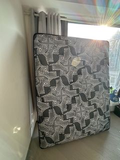 （分類：）位於 。 由 jerwytang 提交（商品編號 1422154530，圖片 1）。簡介： 。