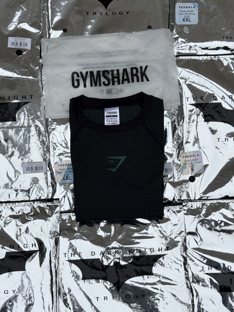 GYMSHARK ONYX V5 Longsleeve (Category: Activewear) located in Bayombong. Submitted by rethreadsactivewear (Listing ID 1422099120, Image 2). Description: ON-HAND! READY TO SHIP! 🔥 GYMSHARK ONYX V5 Longsleeve Lift Green Green Lantern Vibes Small SIZE & FIT • Muscle fit • Regular length MATERIALS & CARE • 73% Nylon, 21% Polyester, 6% Elastane • 374gsm • Superheroic structure & silhouette to look powerful af • Heavy duty compression you’ll feel stro