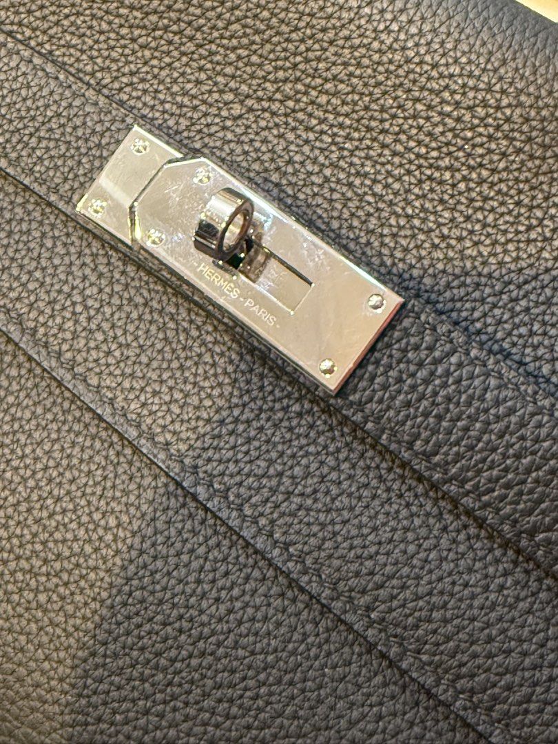 Hermes messenger bag (Category: Luxury Bags & Wallets) located in Manila. Submitted by thebodega88 (Listing ID 1422142290, Image 2). Description: -Hermes shoulder bag - Black textured leather - Silver-tone clasp - Adjustable long strap - Brand: "Hermes - Paris" SLIGHTLY USE REAL TOGO LEATHER.