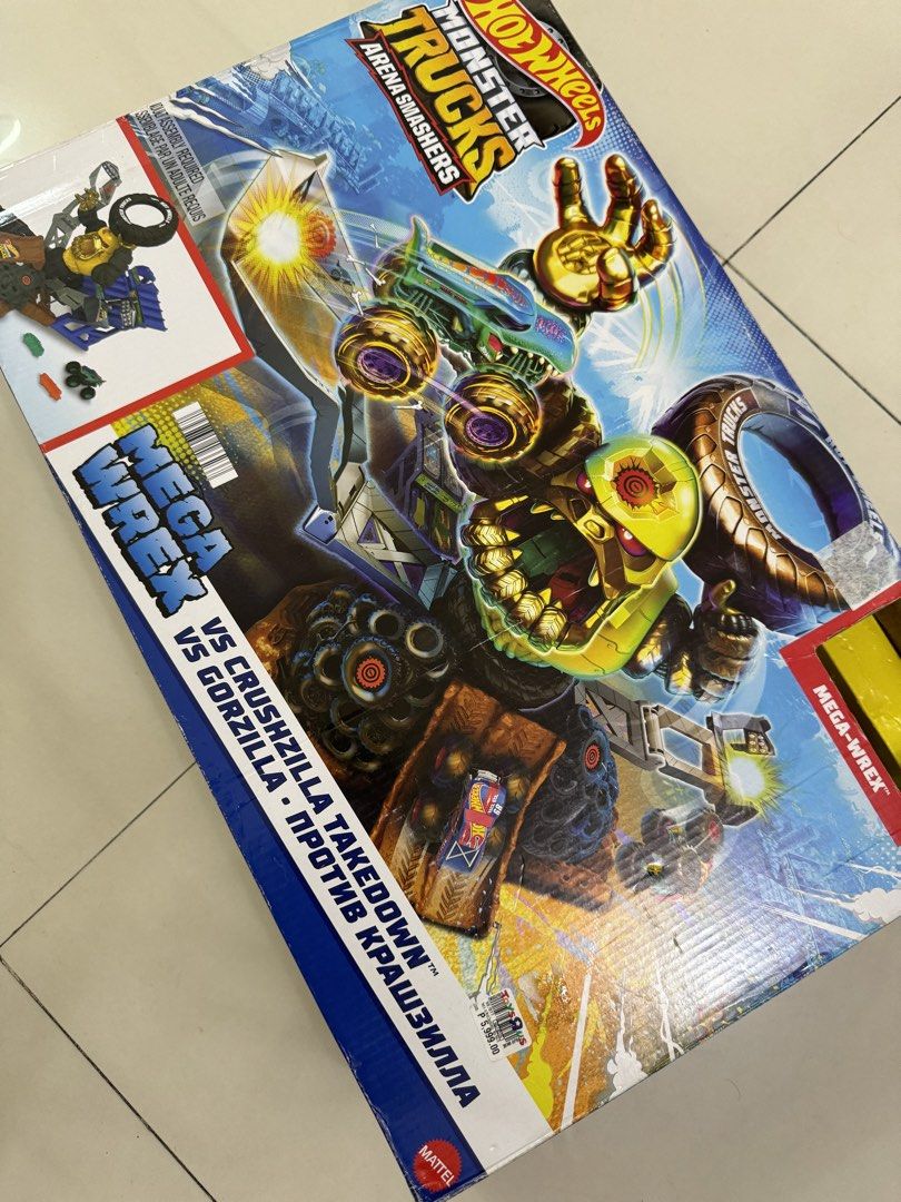 Hot Wheels Monster Trucks Arena Smashers Mega Wrex (Category: Vehicle & Diecast Models) located in Malabon City. Submitted by rssv. (Listing ID 1422084486, Image 1). Description: ALMOST BNEW — di na pinapansin ng anak ko. kakabili lang nung pasko. almost anweek lang pinaglaruan. malaki kaya masarap laruin. pero pagod na ko mag ligpit 😂 6k original price - Hot Wheels Monster Trucks Arena Smashers Mega Wrex vs. Crushzilla Takedown playset. - Featu