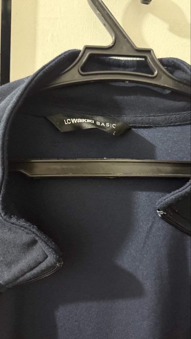 Lc waikiki bought in turkey climacool sweater (Category: Activewear) located in Binan City. Submitted by kendrixx007 (Listing ID 1422181705, Image 2). Description: Bought in istanbul turkey used once.