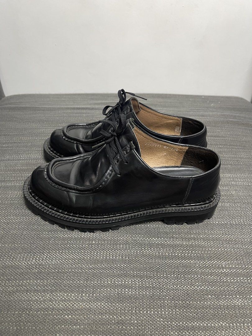 Lee H.S Derby Shoes Paraboot (Category: Boots) located in Bulacan. Submitted by archivesgallery_ (Listing ID 1412382808, Image 3). Description: Lee H.S Derby Leather Shoes Paraboot ALT Size: 9 can fit to 10 27cm inside-29cm outside In very good shape and condition .