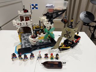 (Category: ) located in . Submitted by sharplight (Listing ID 1422171197, Image 1). Description: .