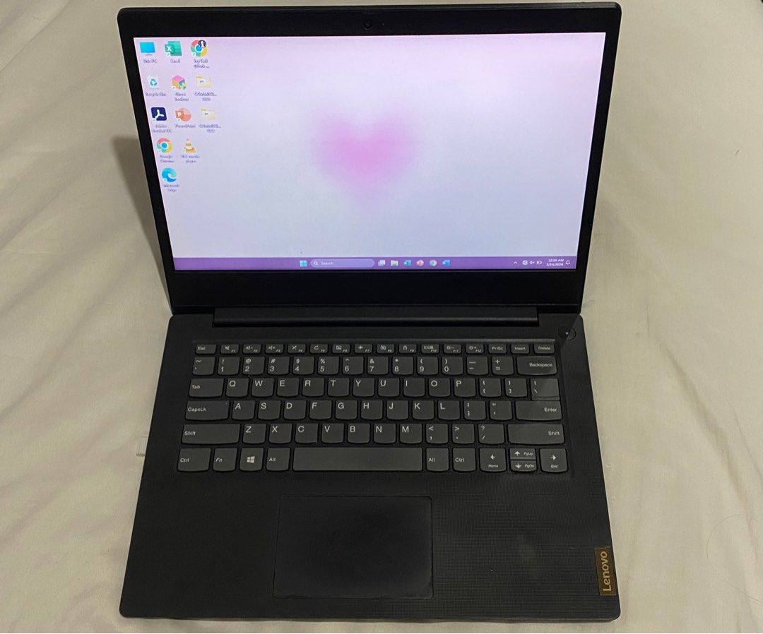 Lenovo Ideapad Slim 3 (Category: Laptops & Notebooks) located in Roxas City. Submitted by sszh.nm (Listing ID 1422094354, Image 3). Description: For Sale 🏷️ Lenovo Ideapad Slim 3 Price: ₱19,000 (Negotiable) ✅ Complete Inclusions: * Original Charger * External Keyboard (Wireless - Pink) * Mouse Pad & Keyboard Pad - need deep cleaning since nakatago lang 💻 Specs: * Intel® Celeron® N4020 (Dual Core, Dual Logical Processor) * 1.10GHz (up to 2.80GHz