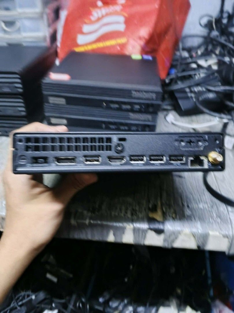 Lenovo ThinkCentre neo 50q Gen 4 Mini PC (Category: Desktops) located in Manila. Submitted by esquivelsingko (Listing ID 1422083373, Image 2). Description: Lenovo thinkcentre neo m70q gen 4 i5 13th gen 16gb ram 256gb ssd windows 11 plug and play pick up or lalamove .