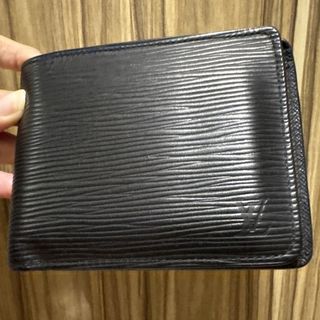 (Category: ) located in . Submitted by saleswardrobe (Listing ID 1422184953, Image 1). Description: .
