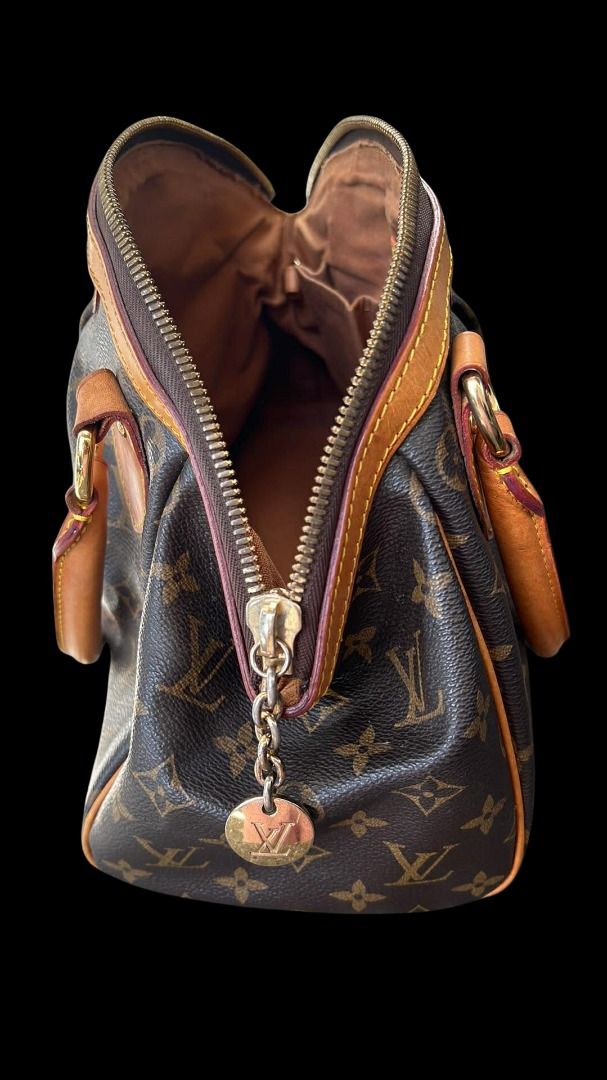 Louis Vuitton Tivoli PM (Category: Luxury Bags & Wallets) located in Quezon City. Submitted by njood (Listing ID 1422204166, Image 2). Description: Leather monogram and hardware - in very good condition zipper head and zipper pull - in very good condition Fairly used Measurement : L35 x H23 x D12 cm Drop : 10 cm Remarks: With signs of use on vachetta leather and hardware.