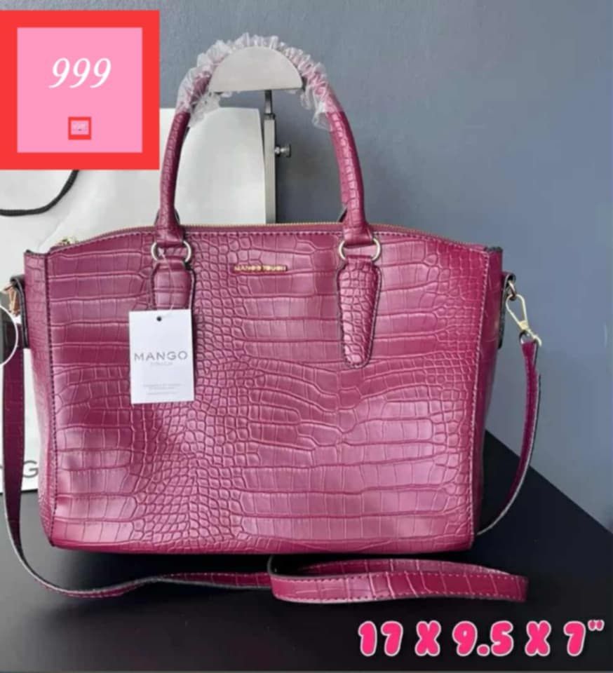 Mango Croc-Embossed Handbag (Category: Luxury Bags & Wallets) located in Santa Rosa. Submitted by fmonlinestore.ph (Listing ID 1422207506, Image 1). Description: - Mango handbag .