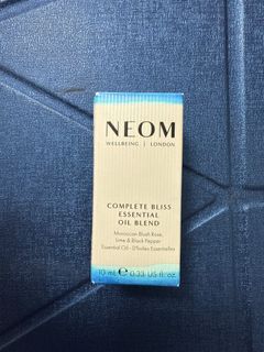 (Category: ) located in . Submitted by bagsnwallets (Listing ID 1422146617, Image 1). Description: .