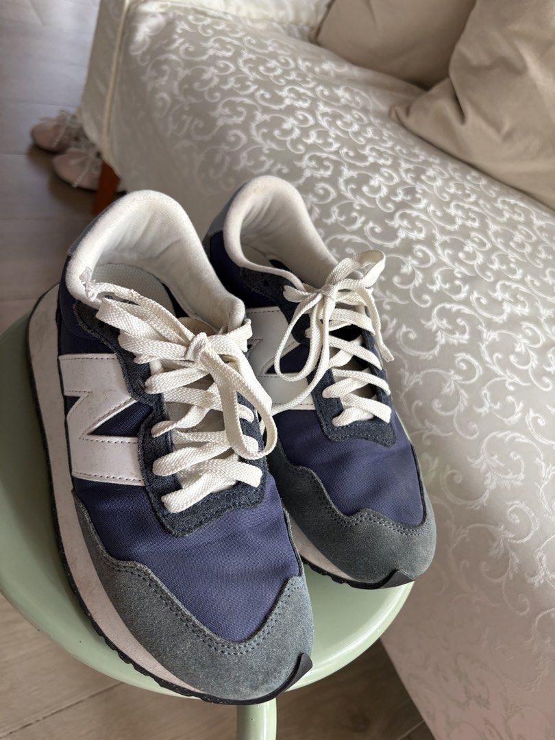 New Balance 237 Sneakers - Navy Blue (Category: Sneakers) located in Bacoor. Submitted by pretticel (Listing ID 1422081808, Image 2). Description: .