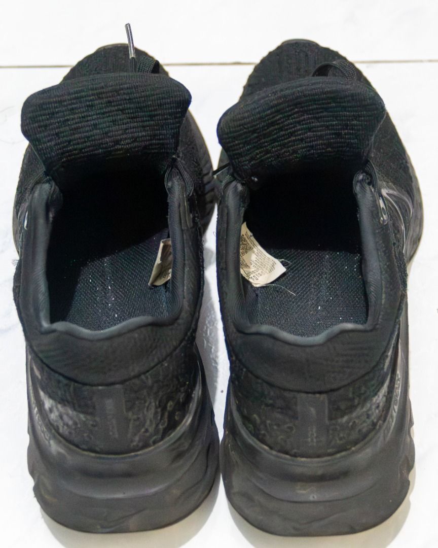 Nike React Infinity Run Flyknit 3 (Category: Sneakers) located in Pasig City. Submitted by MarionP (Listing ID 1422226422, Image 2). Description: Nike React Infinity Run Flyknit 3 - bought secondhand - barely used, but there are signs of usage na. - I use this mostly for recovery run, but i opted for my Pegasus nalang since this is too small for me. Negotiable.