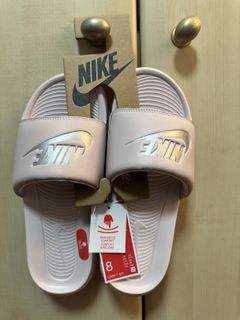 (Category: ) located in . Submitted by ishopsg (Listing ID 1422161732, Image 1). Description: .