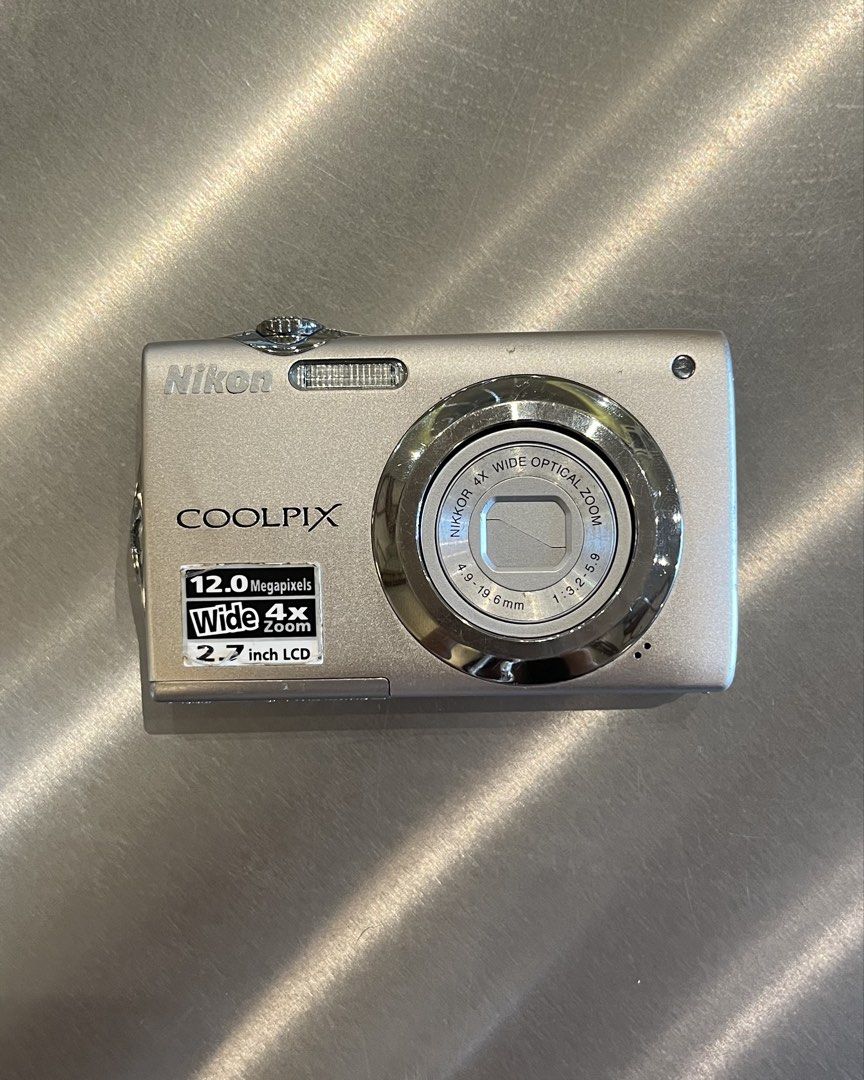 Nikon Coolpix S3000 Digital Camera digicam (Category: Cameras) located in Quezon City. Submitted by cocobuys (Listing ID 1422191411, Image 1). Description: 🩰✦ 𝗡𝗶𝗸𝗼𝗻 𝗖𝗼𝗼𝗹𝗽𝗶𝘅 𝗦𝟯𝟬𝟬𝟬 ✧ ✉️ ₱4499 + sf 🐾 𝘴𝘱𝘦𝘤𝘴: 𖥔 12MP CCD Sensor 𖥔 4x Optical Zoom 𖥔 27mm wide-angle NIKKOR lens 𖥔 720p HD video recording 𖥔 Natural, soft Nikon CCD colors 🌤️ 𝘣𝘰𝘥𝘺 𝘤𝘰𝘯𝘥𝘪𝘵𝘪𝘰𝘯: 8/10 𝘪𝘴𝘴𝘶𝘦𝘴: slightly bright LCD, signs of use on bod