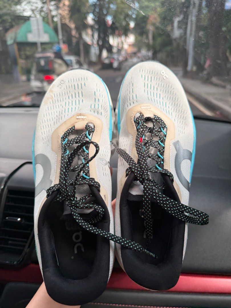 ON CLOUD MONSTER 2 WOMENS (Category: Sneakers) located in Quezon City. Submitted by lovepri (Listing ID 1422089750, Image 3). Description: original from on cloud sm north size us 8 uk 6 womens.