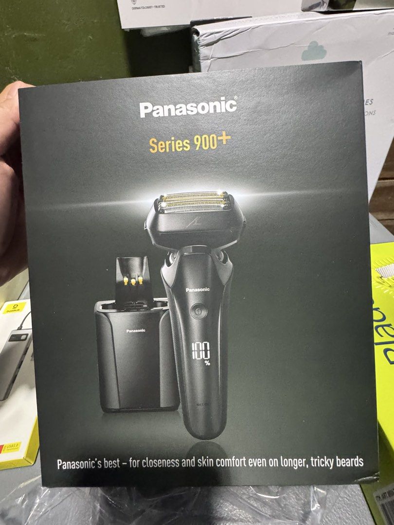 Panasonic Series 900+ Electric Shaver (Category: Men's Grooming) located in Quezon City. Submitted by islanderzsh (Listing ID 1422139116, Image 1). Description: .