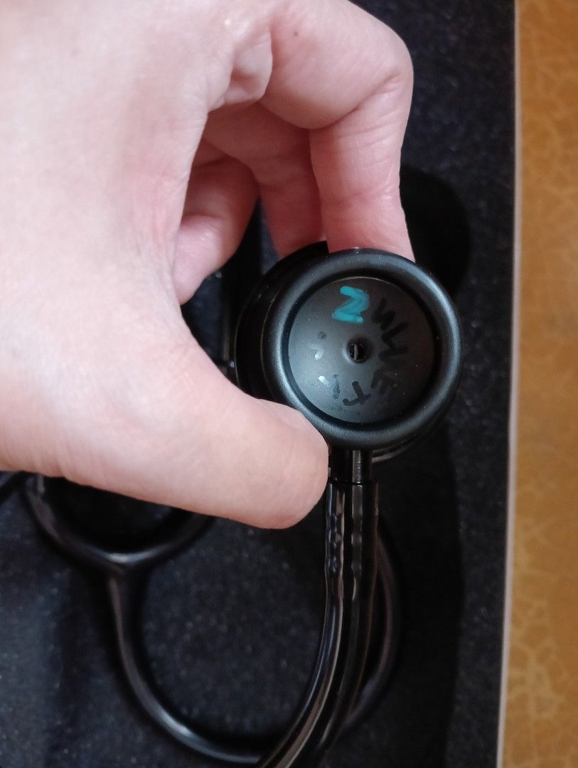 Stethoscope Primus Classic Series Stethoscope (Category: Medical Supplies & Tools) located in Rizal. Submitted by timeless_shop (Listing ID 1422094856, Image 3). Description: - Original Primus Classic Series stethoscope binili ko mismo sa official store - Color: Black - Hindi masyadong nagamit sa school - 2,200 ko nabili ito -Maayos ito at malakas rhythm beat - Includes extra ear tips - Comes with original box - "Classic Series Stethoscope" Chat 