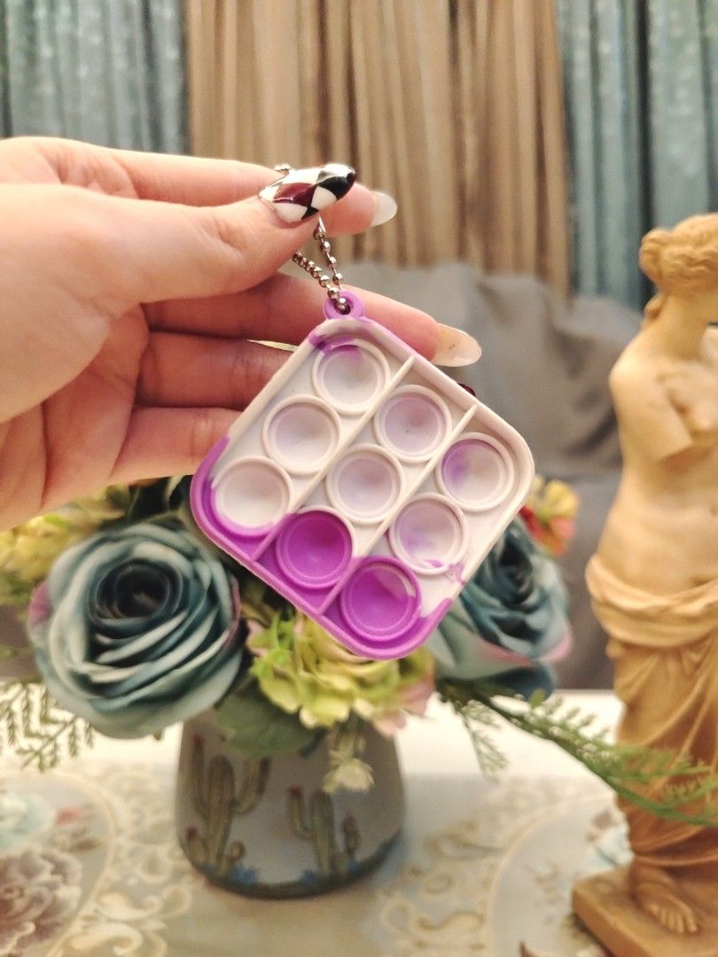 Purple × White Square Pop It Fidget Keychain Charm (Category: Character Goods) located in San Fernando. Submitted by jpmarketplace2023 (Listing ID 1422170681, Image 2). Description: 💚 All items are authentic from Japan. 💛 MOP: GCash (❌️ GCash Protect) 🩵 MOD: LBC only (❌️ S. Checkout, COD, COP) 💙 Meet-up: Vista Mall, San Fernando, Pampanga 💜 All items are on-hand. 🧡 First to pay gets the item first. ❤️ Breakable items are packed with care an