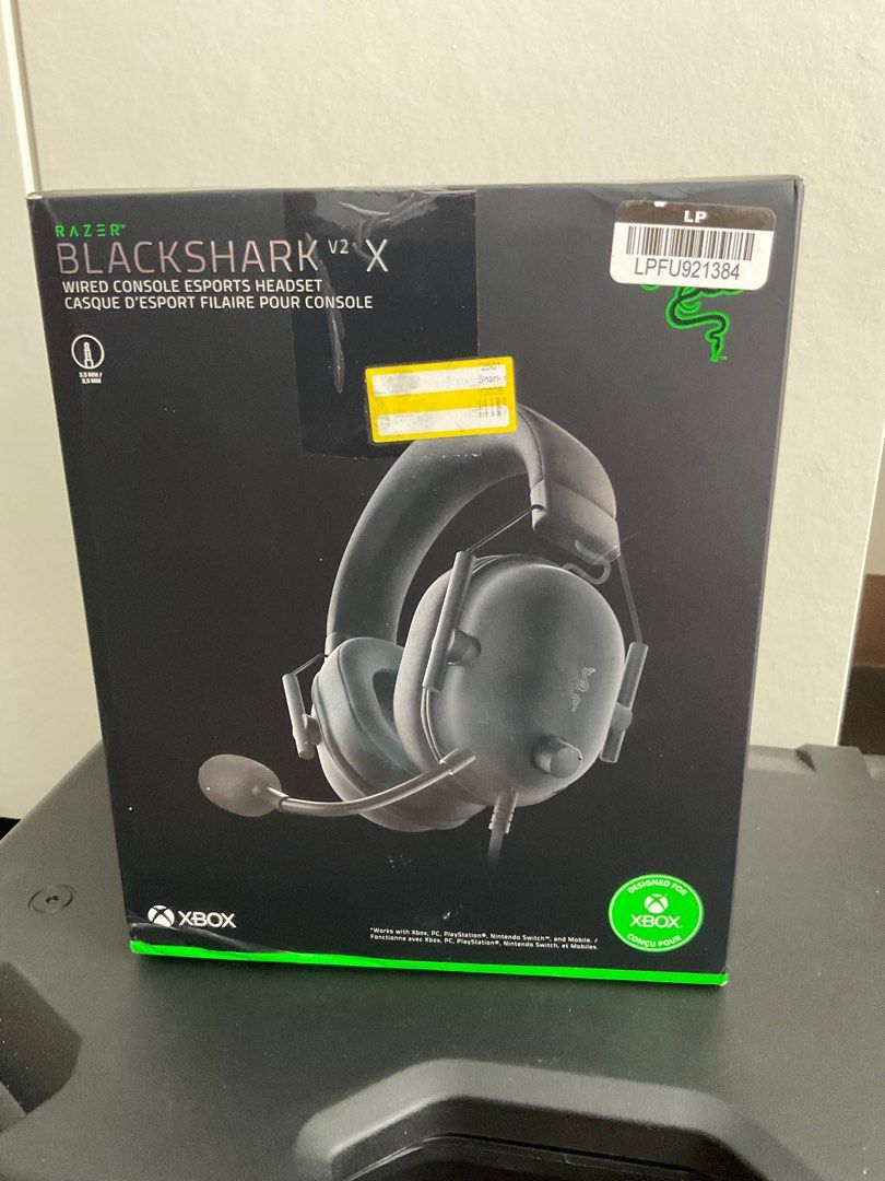 RAZER Blackshark V2 x (Category: Headphones & Headsets) located in Manila. Submitted by 2025.gadgetspot (Listing ID 1410480539, Image 1). Description: selling for 2k orig price: 2,160 -NO ISSUE: complete accessories even pouches available. - UNSEALED -AVAILABLE COLOR: Black & White -slightly negotiable can do shipping / meetups 📍qc pm if interested.