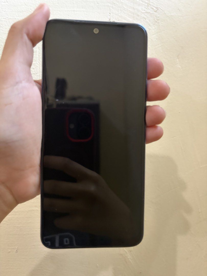 Redmi Note 11 (Category: Xiaomi) located in Caloocan City. Submitted by avlossoms.ph (Listing ID 1421500044, Image 2). Description: Original Price: P9,000 🔥 Steal the Spotlight with Redmi Note 11! 🔥 Looking for a budget phone that delivers BIG performance? 📱✨ The Redmi Note 11 is here to impress! 🌟 Why You’ll Love It: ⚡ Smooth & vibrant 90Hz AMOLED display 📸 50MP AI Quad Camera – Capture every moment in stunning detail 🔋 5000mAh battery – P