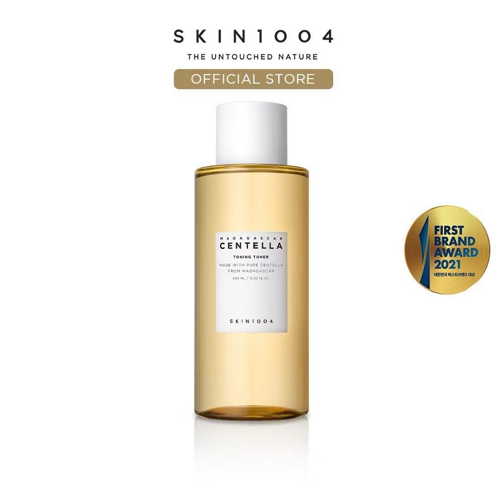 Skin1004 Madagascar Centella Toning Toner (Category: Face Care) located in Manila. Submitted by tomeoe (Listing ID 1422200143, Image 1). Description: - Skin1004 Madagascar Centella Toning Toner - Contains pure Centella Asiatica extract - Soothes and hydrates skin - Comes in a bottle with a white cap - Best applied with a cotton pad.