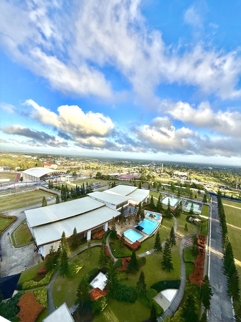 SMDC Wind residences tagaytay condominium (Category: Apartments & Condos) located in Quezon City. Submitted by jmartph (Listing ID 1422107898, Image 1). Description: SMDC Wind residences tagaytay condominium fully furnished with balcony Tower1 🚨 Price: ₱3,500,000 net 🚨 28.2 SQM ✅ high floor unit! ✅ 1 bedroom sliding door, living room, 1 bathroom, kitchen, & balcony ✅ quiet location ✅ beautiful back facing view (refer to second clean title fully