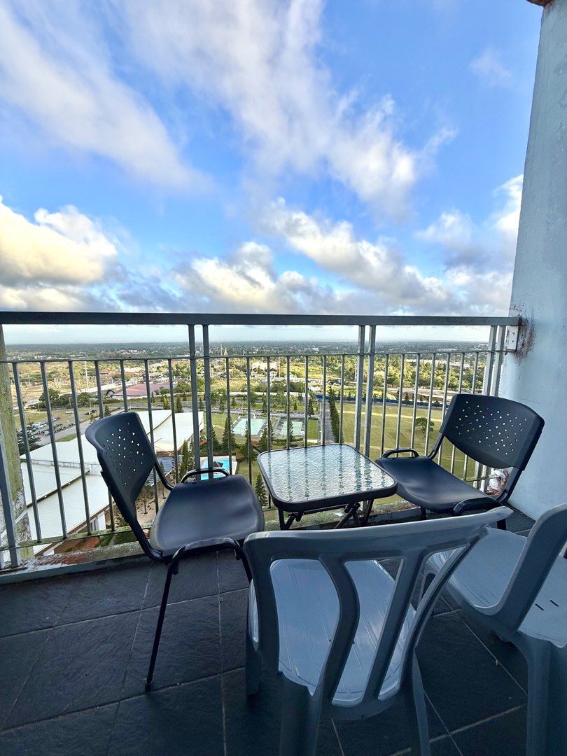 SMDC Wind residences tagaytay condominium (Category: Apartments & Condos) located in Quezon City. Submitted by jmartph (Listing ID 1422107898, Image 2). Description: SMDC Wind residences tagaytay condominium fully furnished with balcony Tower1 🚨 Price: ₱3,500,000 net 🚨 28.2 SQM ✅ high floor unit! ✅ 1 bedroom sliding door, living room, 1 bathroom, kitchen, & balcony ✅ quiet location ✅ beautiful back facing view (refer to second clean title fully