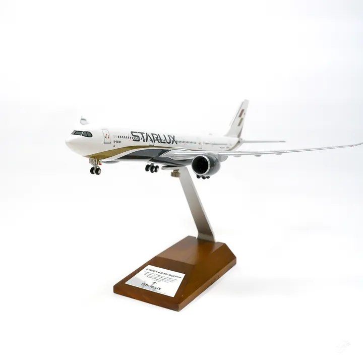 STARLUX AIRLINE MODEL A350-900, A330 Neo, A321 Neo (Size 1:200, 1