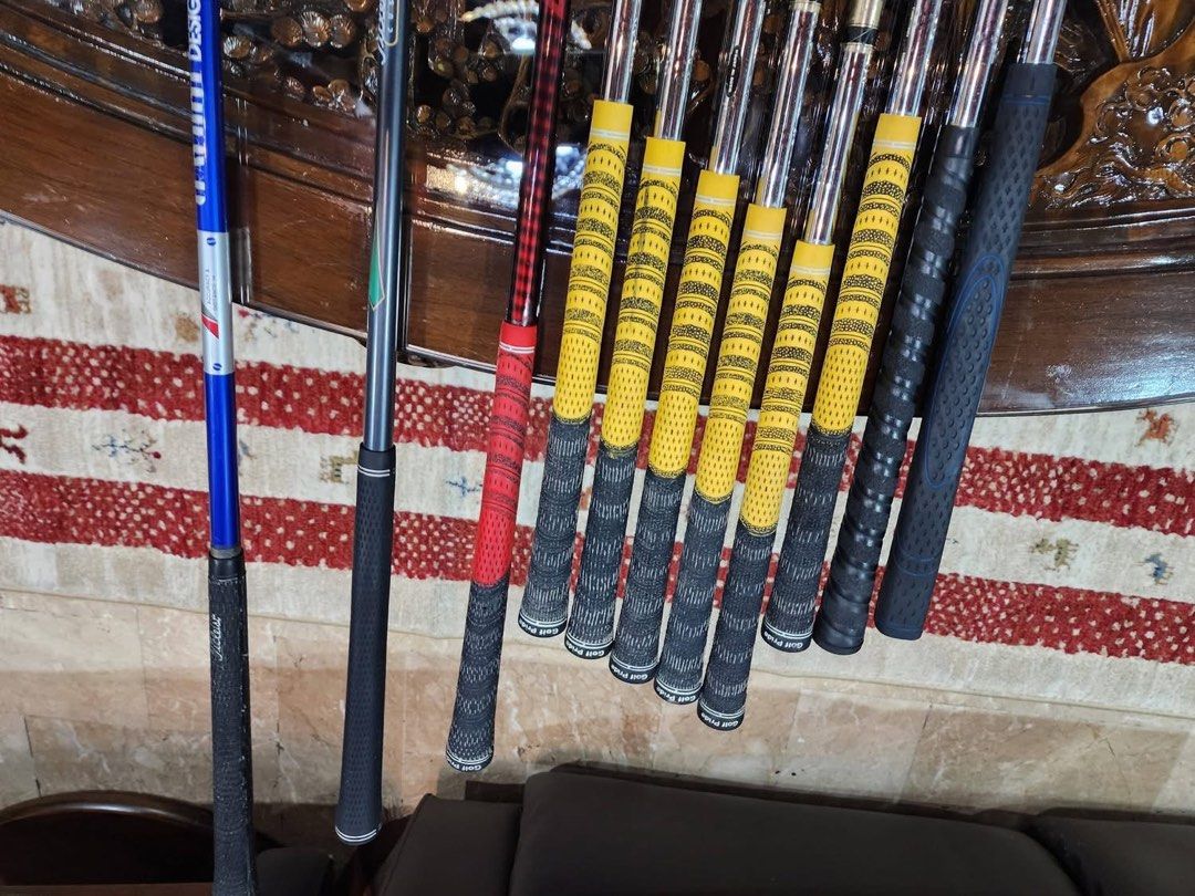 Titleist Golf Set (Category: Golf) located in Paranaque City. Submitted by chips24 (Listing ID 1422232940, Image 3). Description: For Sale Titleist Set *Titleist forged 660 S flex steel shaft irons *Titleist 990 hybrid *Titleist trajectory woods *Titleist Driver 10.5° *Titleist putter *Titleist bag included for only 20.3k pick up Bf Paranaque free shipping within MM..