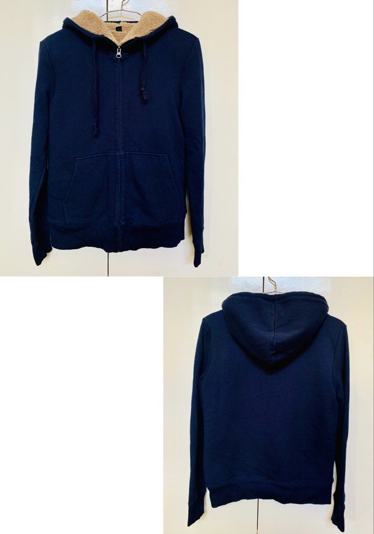 Uniqlo winter jacket bought in Japan (Category: Coats, Jackets and Outerwear) located in Pasig City. Submitted by ybae23 (Listing ID 1422095415, Image 1). Description: Small on label Size measurements: Width - 18 inch Length - 22.5 inch .