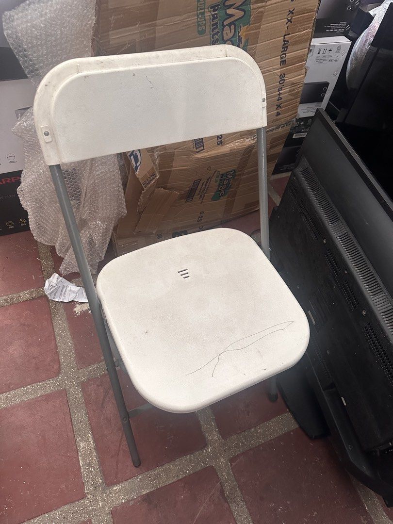 White Folding Chairs (Category: Chairs) located in Quezon City. Submitted by decluttertherapymnl (Listing ID 1422221215, Image 3). Description: For Sale WorldKraft Folding Chairs Minor issues: scratches or marks 4 pcs avail and other 4 is to be follows. 950 each. RFS: Decluttering Payment online or upon pick up.
