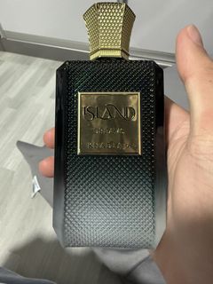 (Category: ) located in . Submitted by osdmkdkdke (Listing ID 1422187134, Image 1). Description: .