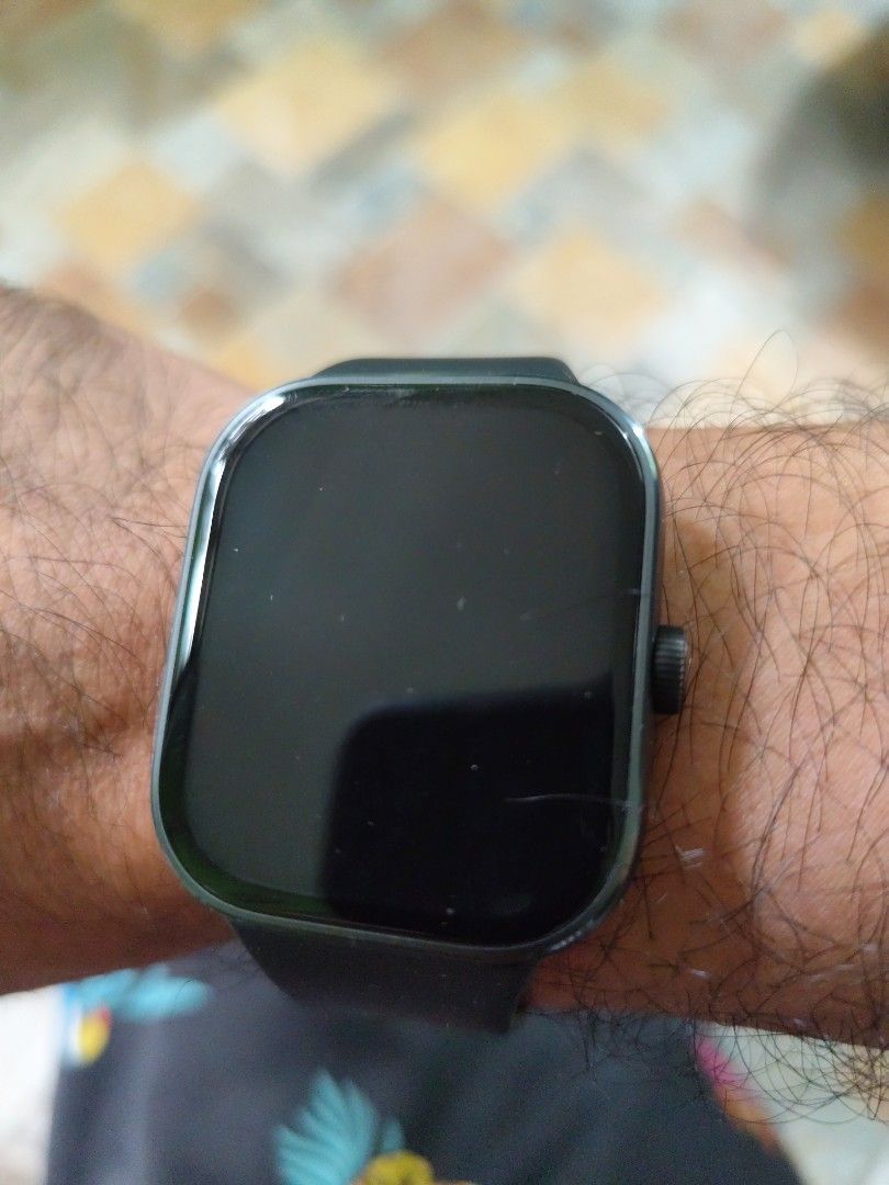 Xiaomi Redmi watch 5 (Category: Wearables & Smart Watches) located in Manila. Submitted by dalis.ogie (Listing ID 1422091502, Image 3). Description: The Xiaomi Redmi Watch 5 and Redmi Watch 5 Active have some key differences. *Display:* - Redmi Watch 5: 2.07-inch AMOLED display, 432 x 514 pixels, 1500 nits peak for more brightness - Redmi Watch 5 Active: 2-inch IPS LCD display, 320 x 385 pixels, 500 nits peak brightness *Design and Build:* - Redm