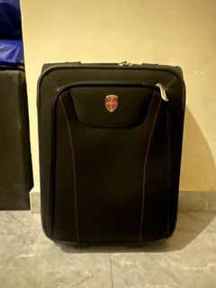 （分類：）位於 。 由 omg_hk 提交（商品編號 1422359545，圖片 1）。簡介： 。
