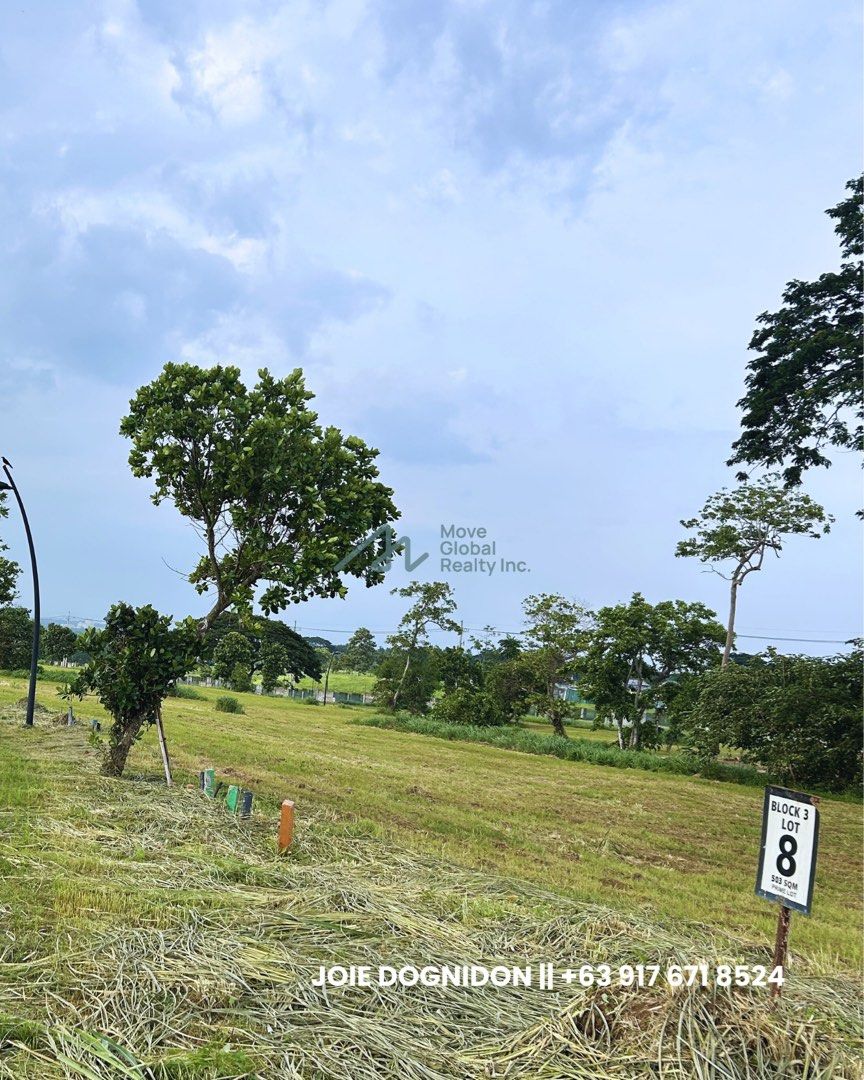 36k per sqm Riomonte Nuvali, flat terrain (Category: Lot) located in Makati City. Submitted by joie_09176718524 (Listing ID 1422238026, Image 3). Description: FOR SALE Riomonte by Ayala Land Premier Nuvali — Prime 503 sqm lot in a secure, master-planned community — Flat terrain to maximize your floor area, minimize construction costs — Ideal for a custom luxury home or long-term investment — Facing SouthWest • Old Price: Php 39,000/sqm • Now Repr