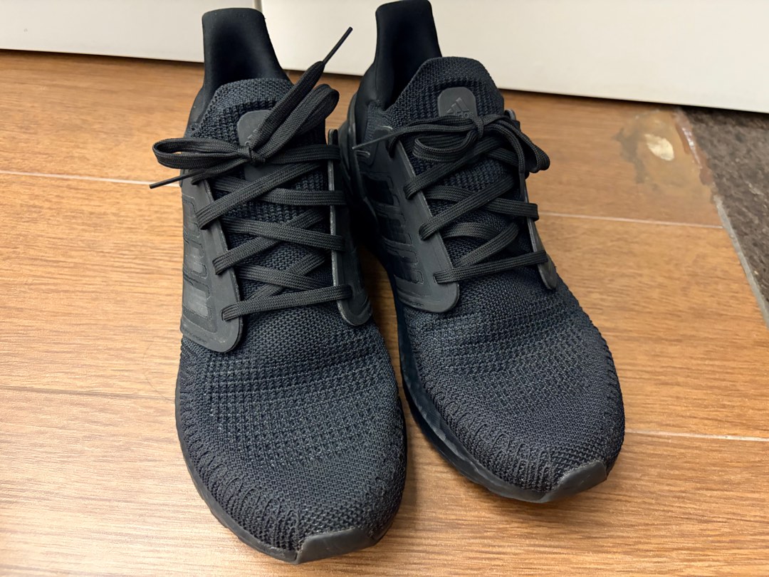 all black ultraboost 20