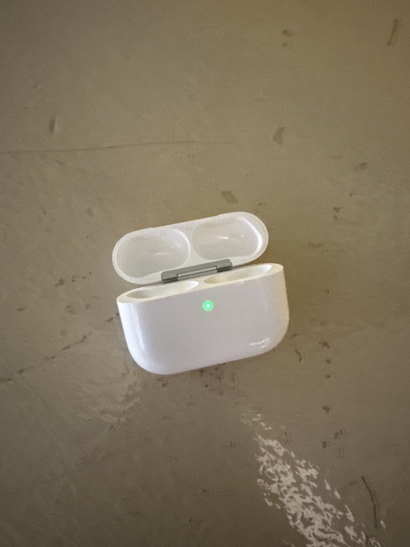  AirPods Pro 3 Charging Case