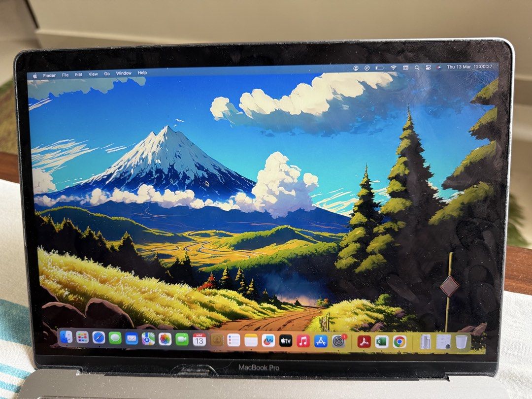 Apple MacBook Pro 2017 - Space Grey405921216762357762