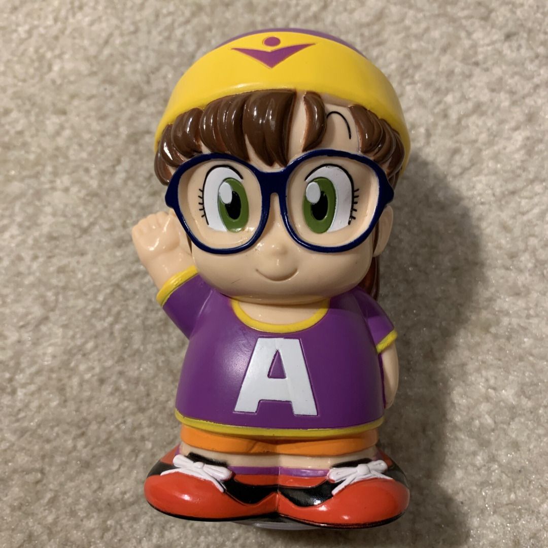 Arale-chan Vintage Figure (Category: Figurines & Statues) located in Quezon City. Submitted by hanna_96 (Listing ID 1422244471, Image 1). Description: Arale-chan Soft Vinyl Yutaka Anime 1998 Vintage No cover underneath.