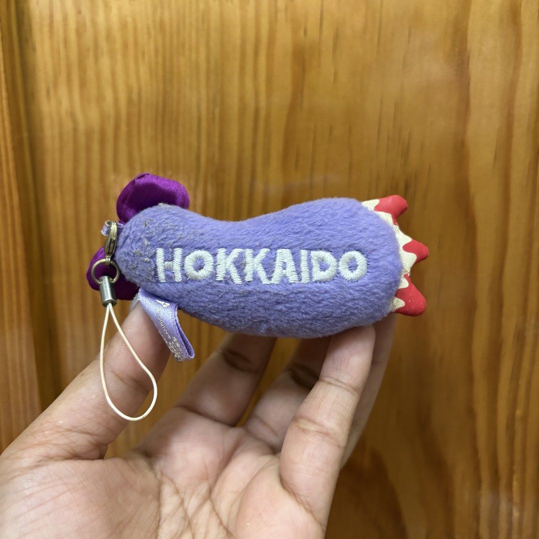 AUTHENTIC RARE 2009 Gloomy x Hello Kitty Plush Charm (Category: Plushies & Soft Toys) located in La Trinidad. Submitted by momoplushies (Listing ID 1422387418, Image 2). Description: AUTHENTIC 🌸🌸 SEE PHOTOS ‼️‼️ AS IS ‼️ RARE ‼️ NEED WASH ‼️ - 2009 Hello Kitty X Gloomy keychain. MESSAGE FOR INQUIRIES MINE NOW PAY NOW ‼️‼️ SHIPPING EVERY WEDNESDAY & SUNDAY ‼️‼️.