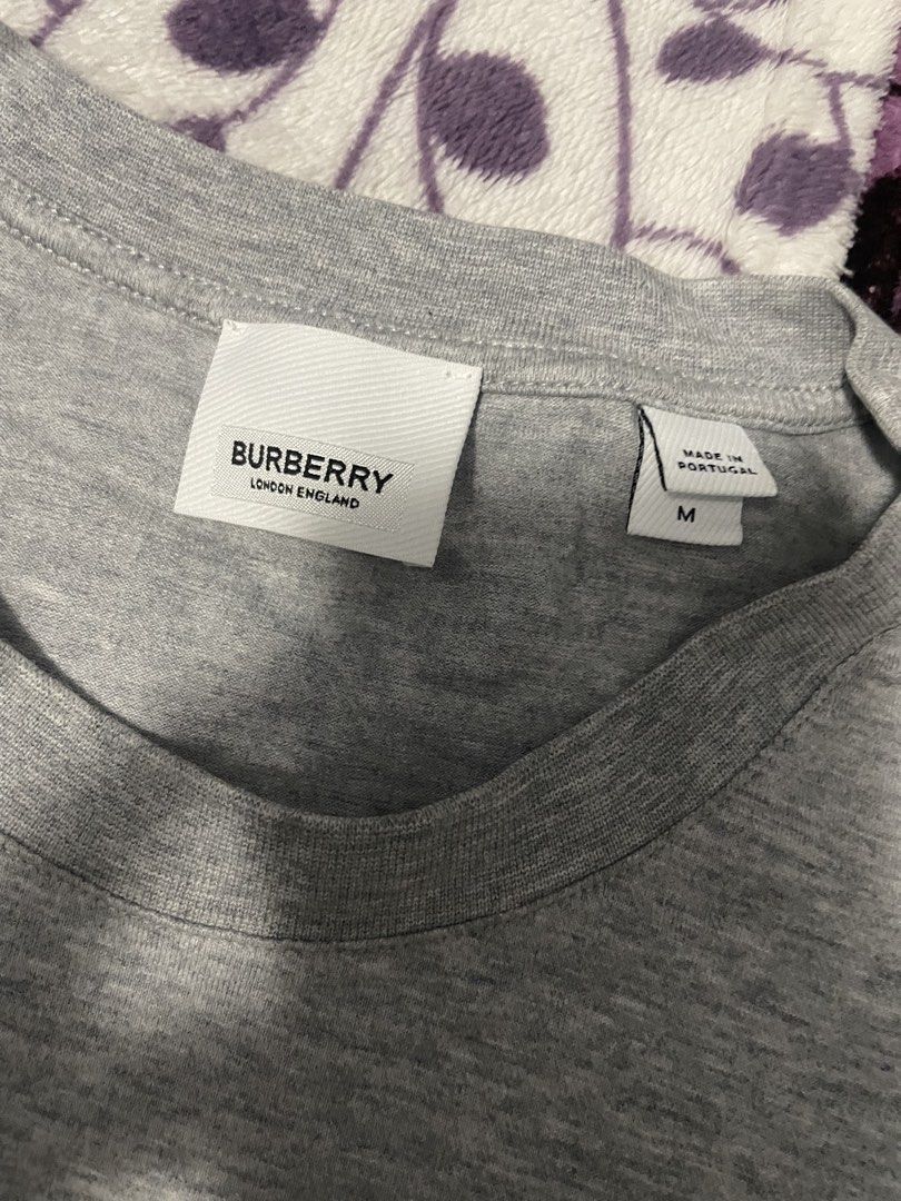 BURBERRY TSHIRT (SIZE: MEDIUM) (Category: Tshirts & Polo Shirts ) located in Imus. Submitted by jrueee (Listing ID 1422236245, Image 3). Description: PM FOR MORE IMAGES AND QUESTIONS.