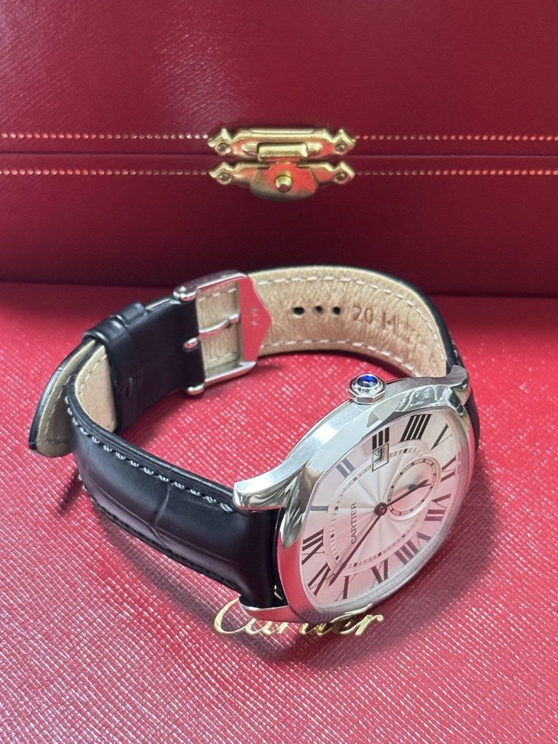 🔥Cheapest, Full Set, FSOT🔥 Cartier Drive WSNM0004 (Category: Watches) located in Singapore. Submitted by watchdon (Listing ID 1422335256, Image 2). Description: 2017, lightly used, full set. Normal signs of wear, no abuse, clean crystal. Certificate, box, original strap, etc. FSOT.