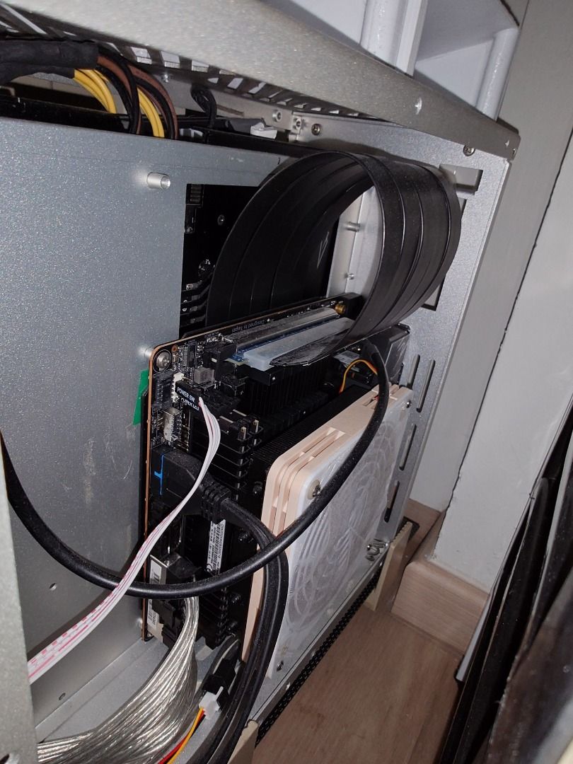 Custom functional SFF desktop65604966560899113