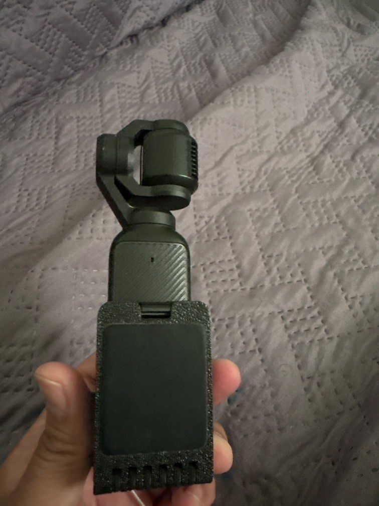 DJI OSMO POCKET 3 [UPDATED PRICE] (Category: Video Cameras) located in Manila. Submitted by zendragon.6cdc4a (Listing ID 1422240253, Image 3). Description: DJI osmo pocket 3. No box, slightly used. Actually gusto ko siya iswap sa Insta360AP2 , DJI action 6, or DJI action 5, INSTA 360 Go ultra. Lapag kayo offer. Meet up only para safe for both of us Inclusions: Waterproof case Magnest case Protective case Wide lens Open for trading: point to shoot