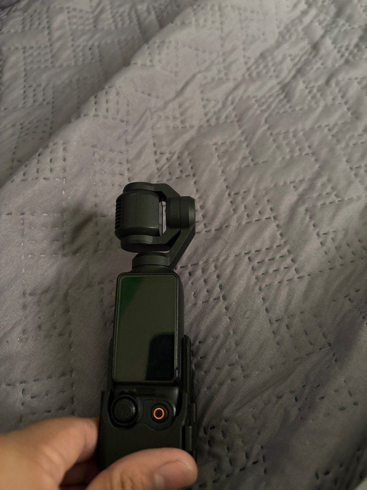 DJI OSMO POCKET 3 [UPDATED PRICE] (Category: Video Cameras) located in Manila. Submitted by zendragon.6cdc4a (Listing ID 1422240253, Image 1). Description: DJI osmo pocket 3. No box, slightly used. Actually gusto ko siya iswap sa Insta360AP2 , DJI action 6, or DJI action 5, INSTA 360 Go ultra. Lapag kayo offer. Meet up only para safe for both of us Inclusions: Waterproof case Magnest case Protective case Wide lens Open for trading: point to shoot