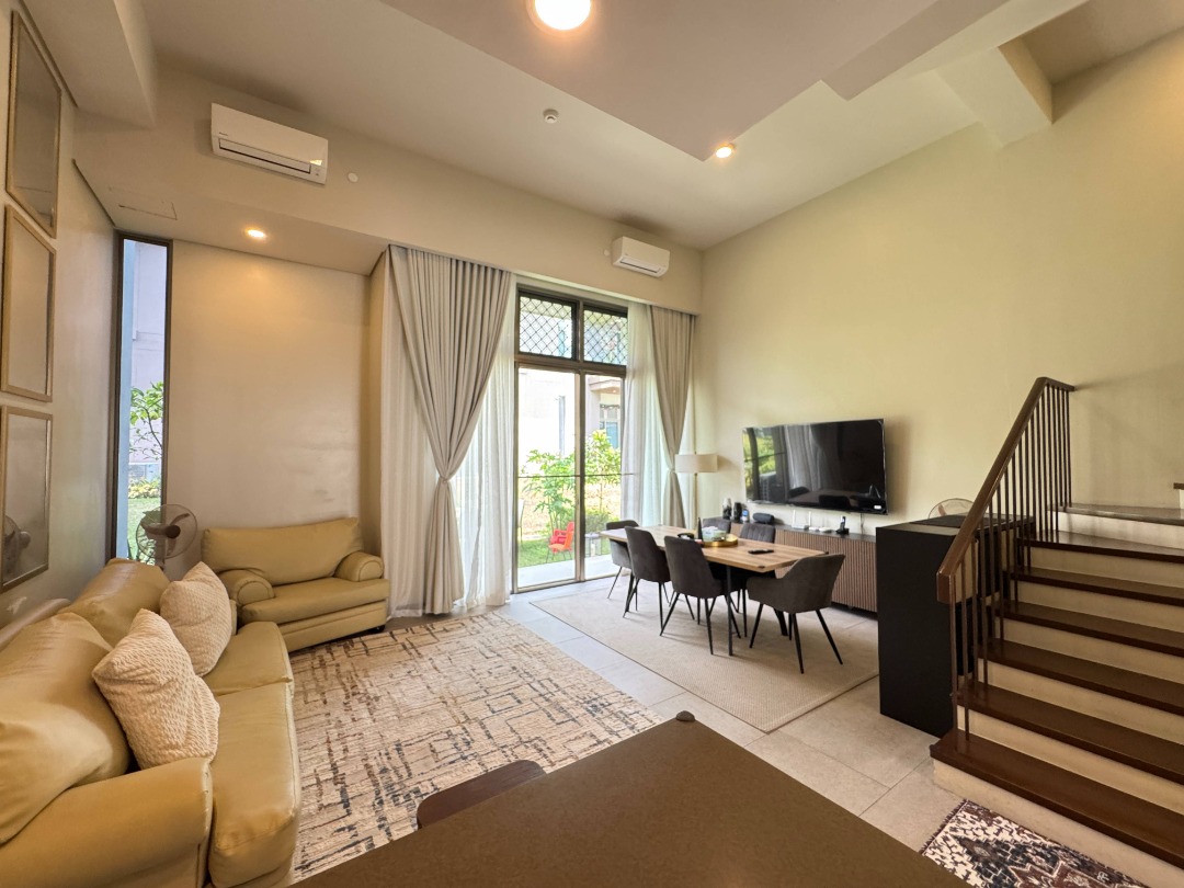 (Category: ) located in . Submitted by REMAXCapital (Listing ID 1422257523, Image 1). Description: .