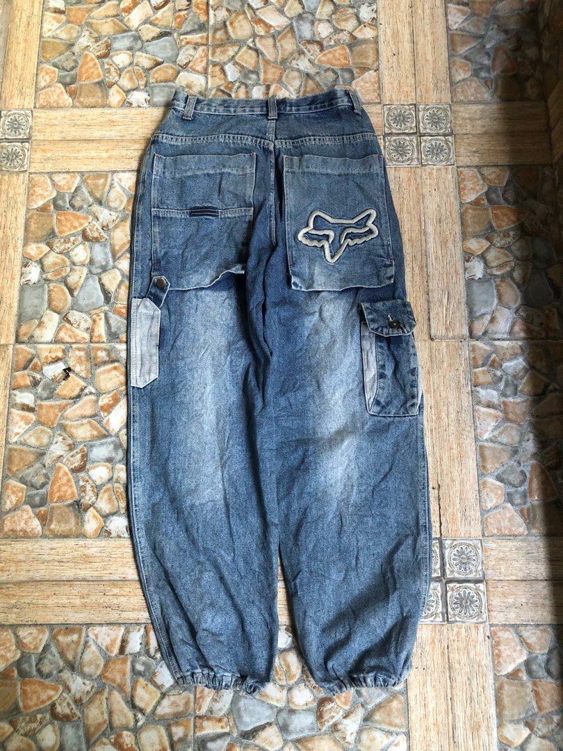Fox Baloon Pants (Category: Jeans) located in Manila. Submitted by thrift2lifestyle (Listing ID 1422241683, Image 3). Description: Mine: 780 FOX Baloon Carpenter Jeans (Jogger Type) W30 L40 T12 H6 •In Great Condition •Rare Piece •Fav Piece •Must Have Issue: Cut Tag / Patch, Minimal Hem Distress.