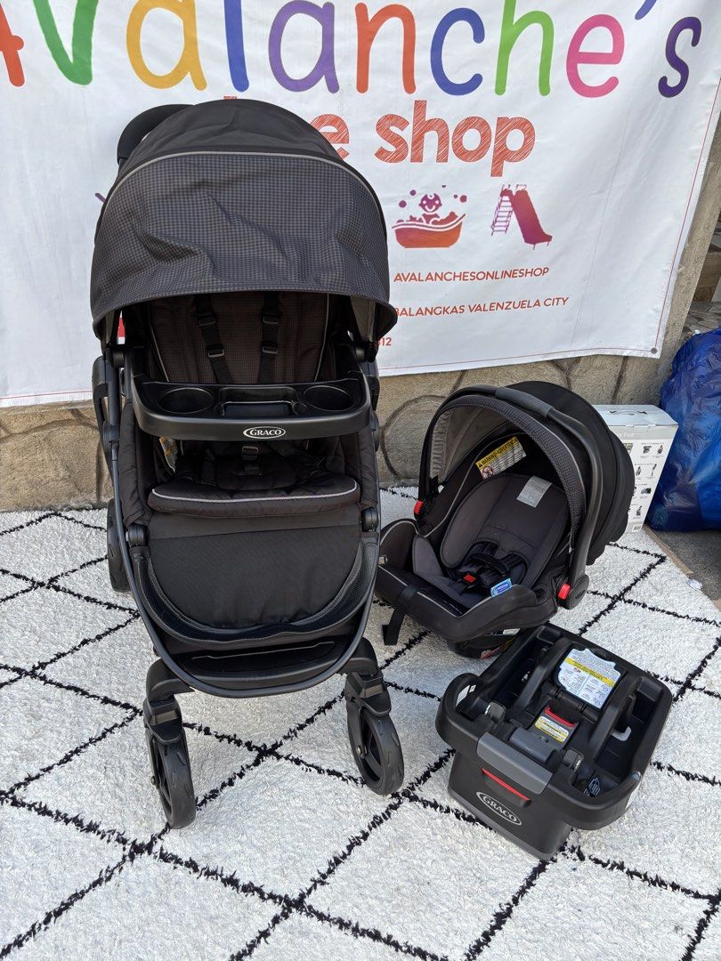 Graco Modes Travel System Stroller with carseat and base (Category: Strollers) located in Manila. Submitted by avalanchesonlineshopmainacount (Listing ID 1422323056, Image 1). Description: .