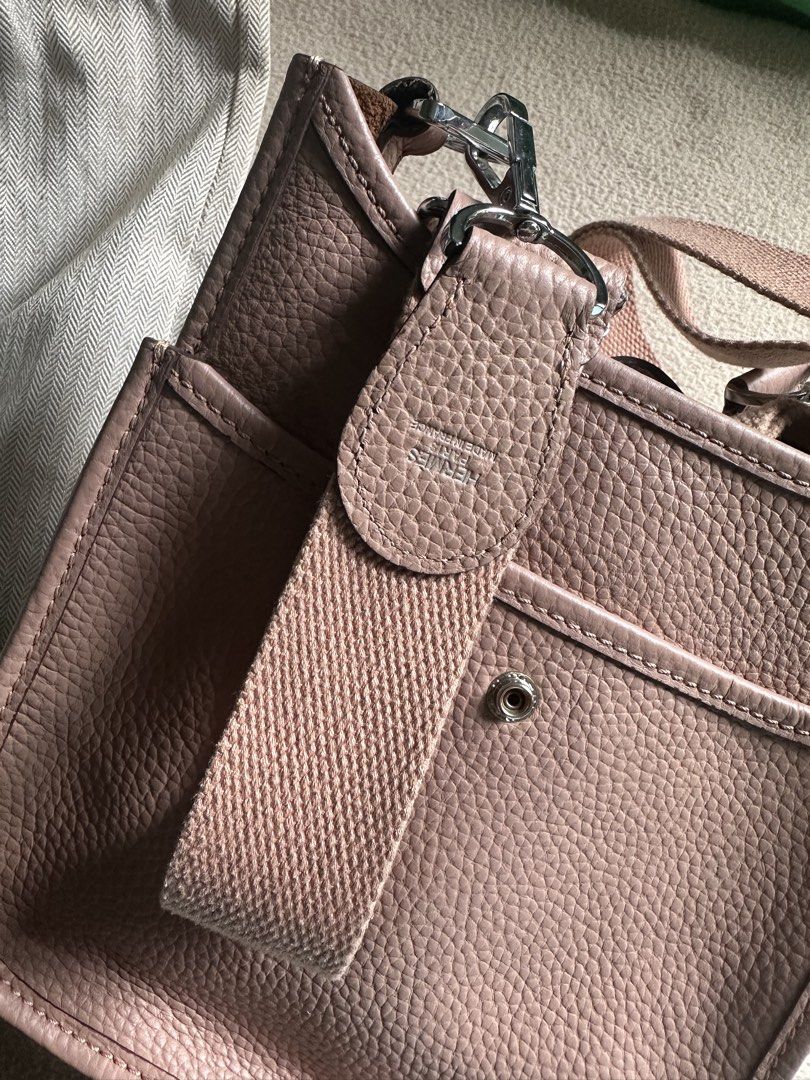 Hermes Evelyne III PM Bag (Category: Luxury Bags & Wallets) located in Davao. Submitted by iammiii (Listing ID 1422266884, Image 2). Description: .